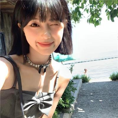 夏娃的对面房